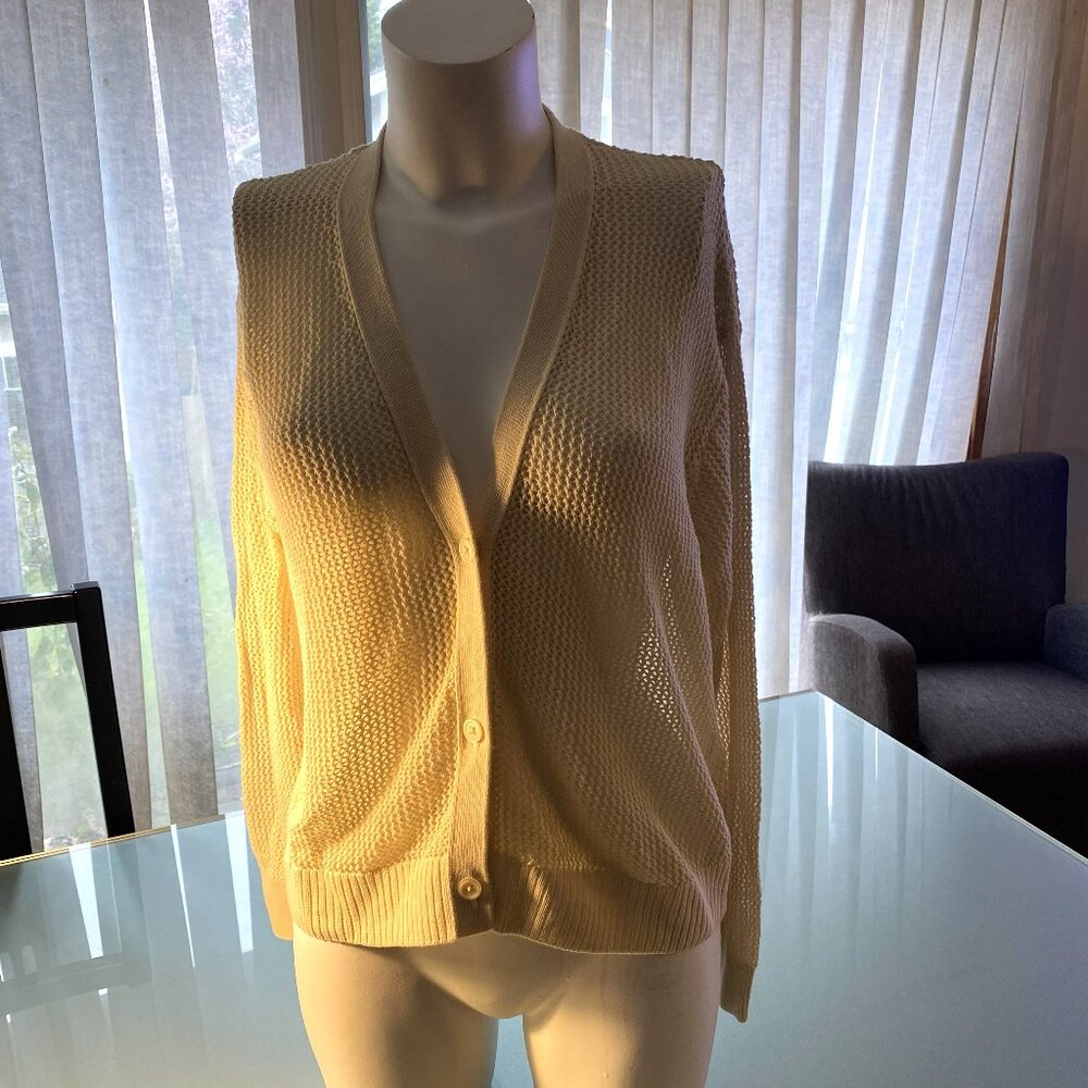 Uniqlo Creme Sweater Loose Knit V Neck Cardigan Size M Medium